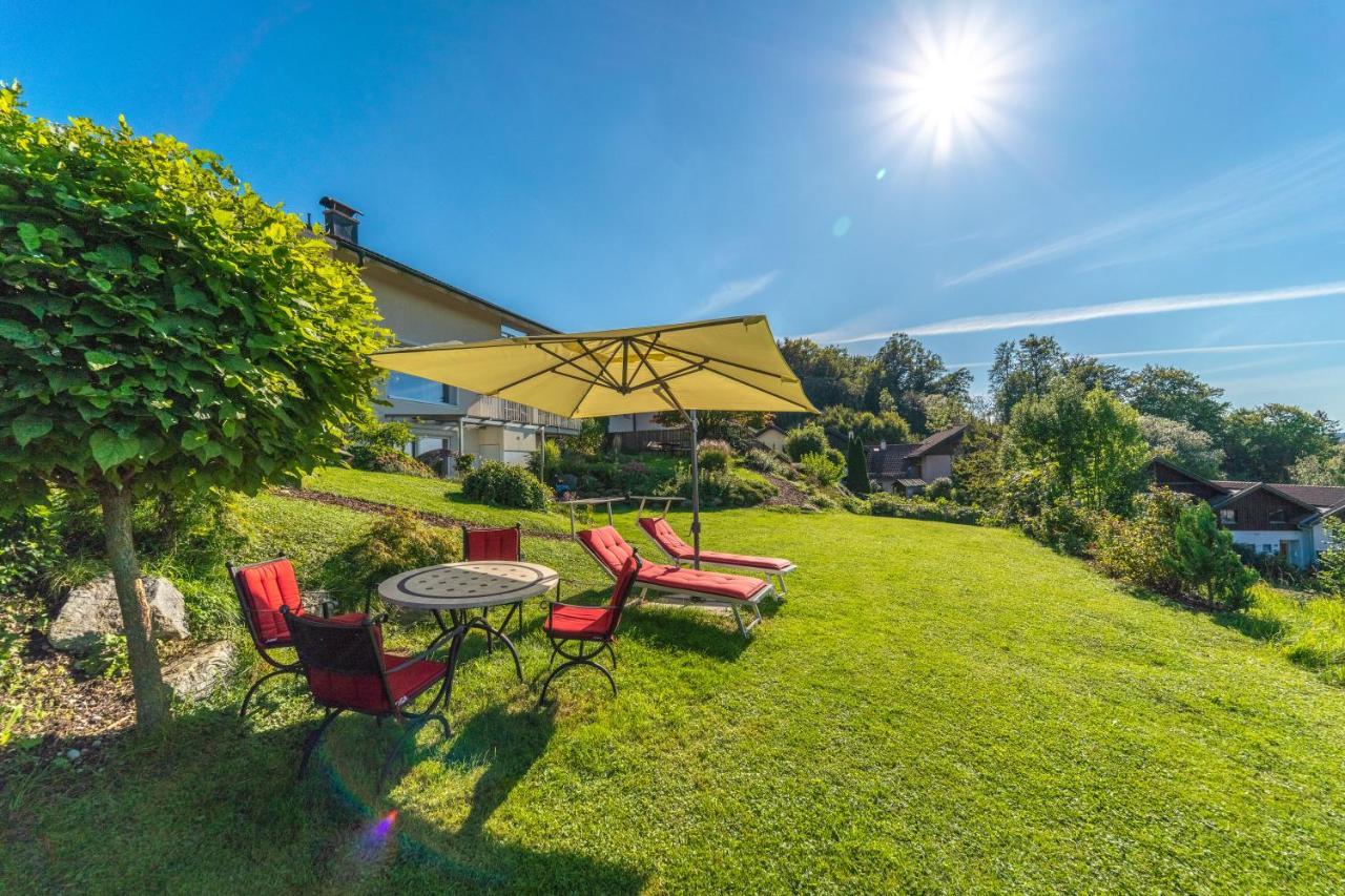 Haus Am Weinberg II Daire Seekirchen am Wallersee Dış mekan fotoğraf