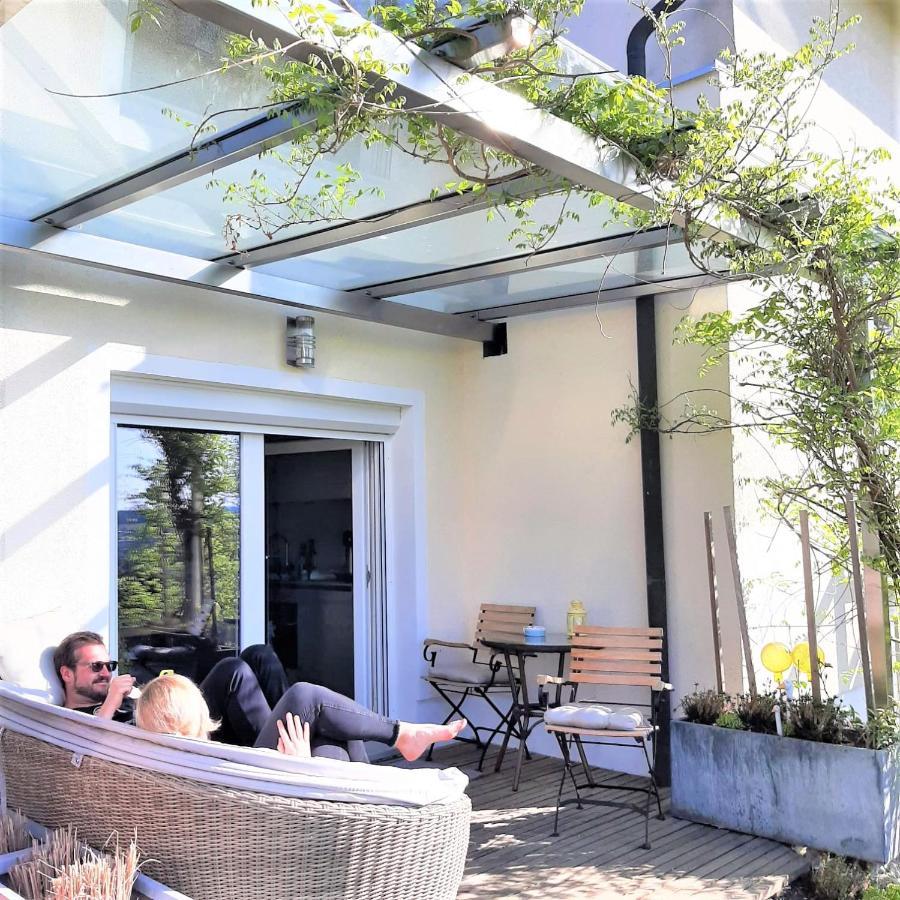 Haus Am Weinberg II Daire Seekirchen am Wallersee Dış mekan fotoğraf