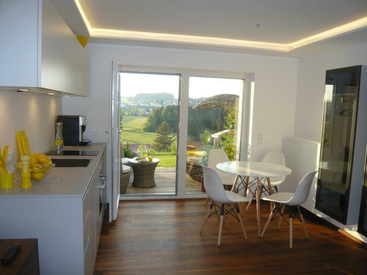 Haus Am Weinberg II Daire Seekirchen am Wallersee Dış mekan fotoğraf