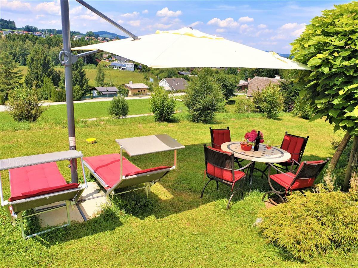 Haus Am Weinberg II Daire Seekirchen am Wallersee Dış mekan fotoğraf